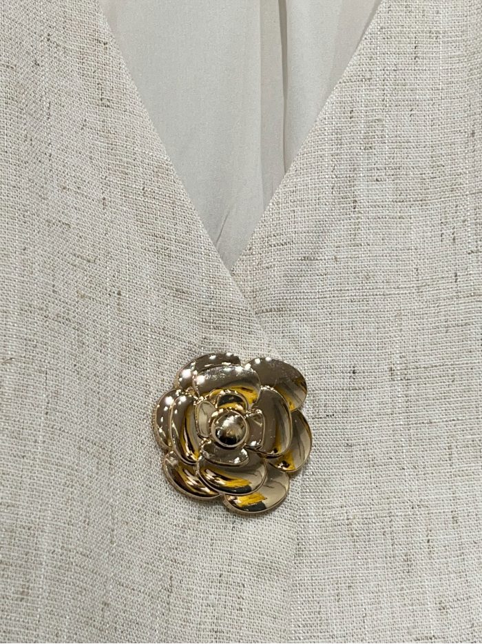 Conjunto chaleco botones joya y pantalón ancho