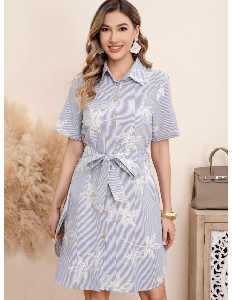 Abito camicia con righe, foglie ricamate e cintura