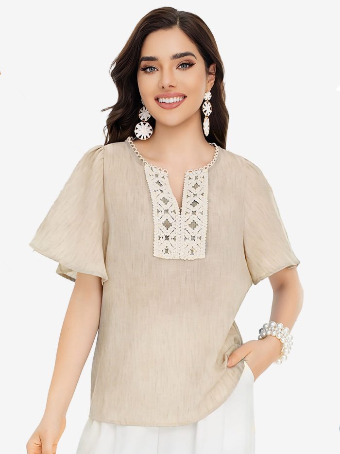 Blusa de renda com mangas amplas