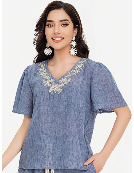 Blusa bordada manga acampanada