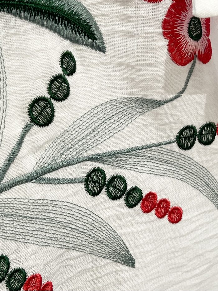 Camisa bordada floral