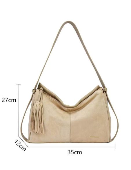 Bolso hobo efecto ante borla