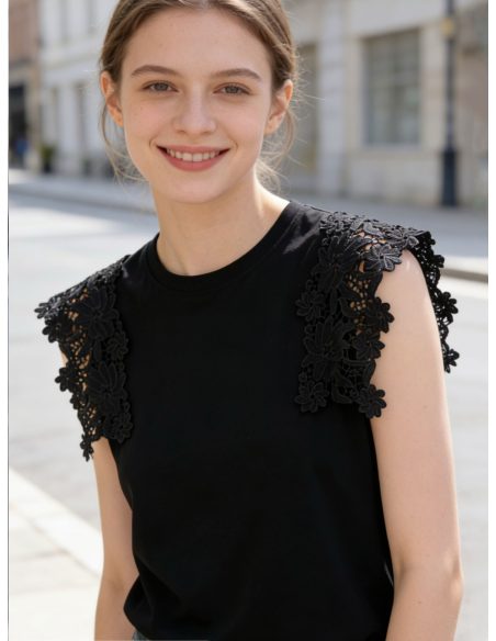 Top encaje en hombros