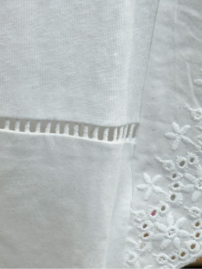 Sleeveless lace yoke top