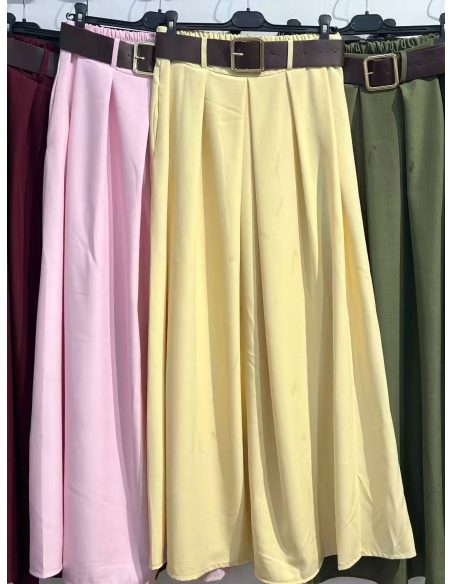 Falda midi liso de vuelo con cinturón