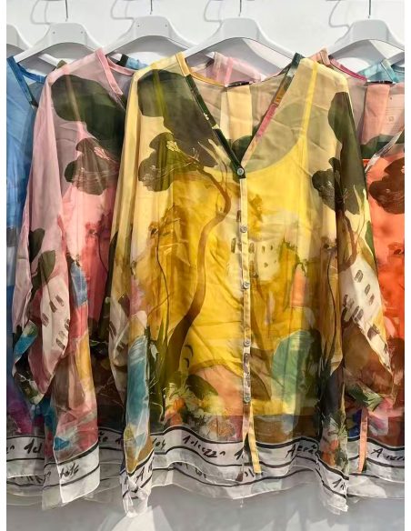 Blusa gasa estampado artístico con top a juego