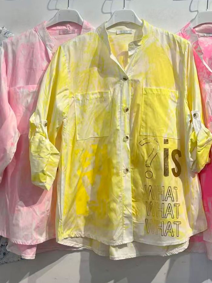 Camisa tie-dye texto