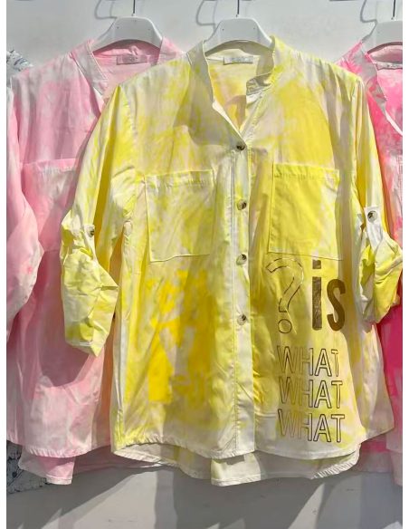 Camisa tie-dye texto