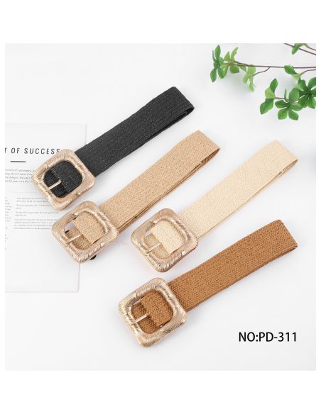 Cinto com efeito ráfia e fivela quadrada