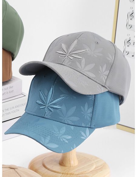 Gorra hojas en relieve en tonos oscuros