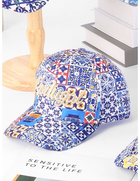 Boné de Portugal bordado com estampa de mosaico