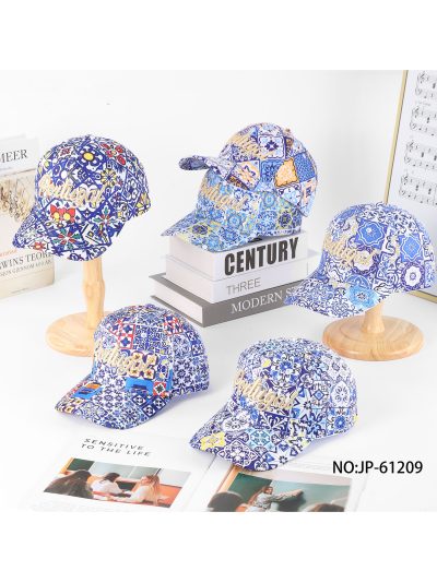 Gorra Portugal bordada con estampado mosaico 2