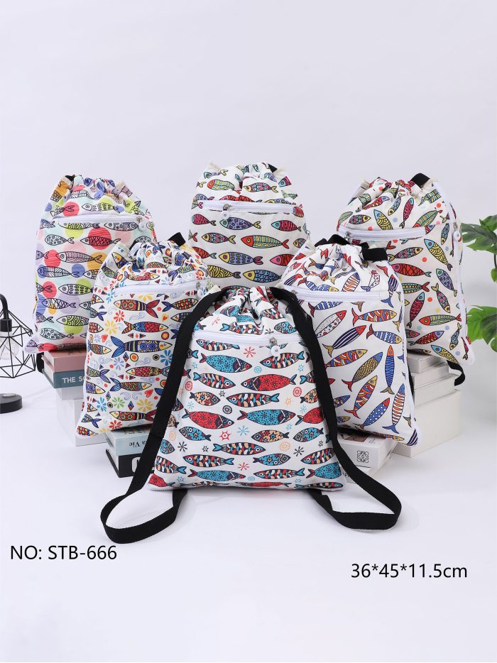 Rucksack mit Kordelzug und buntem Fischmuster