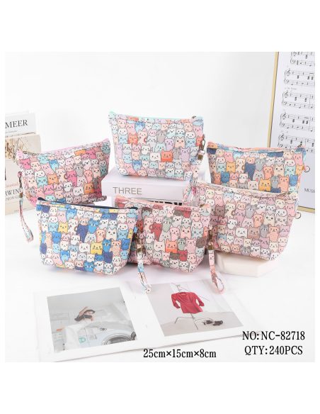 Kulturbeutel aus Canvas mit pastellfarbenem Kätzchenmuster