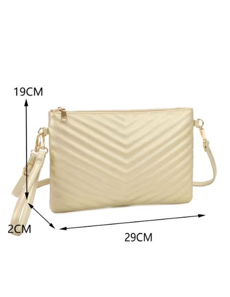 Bolso bandolera tipo clutch acolchado