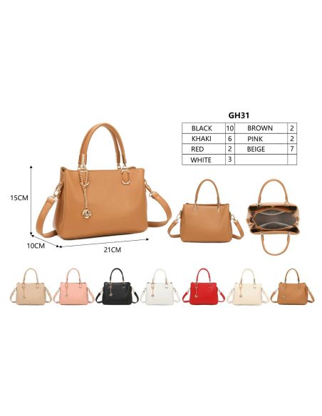 Mini bolsa com detalhe de corrente