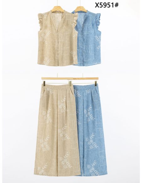 Conjunto efecto lino: Blusa estampada con strass + Pantalón