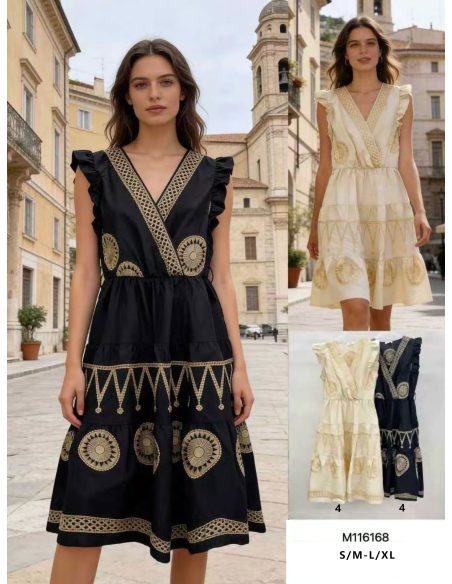 Vestido corto volantes y detalles bordados dorados