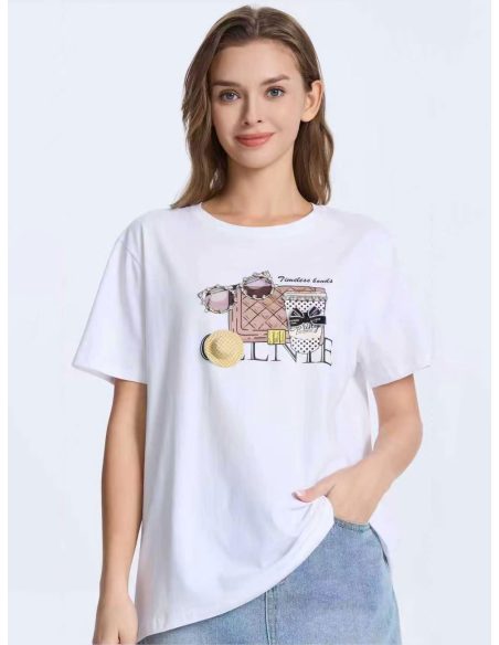 Camiseta oversize estampado accesorios de moda