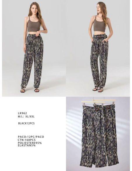 Pantalón estampado cinturón