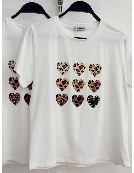Camiseta corazones animal print