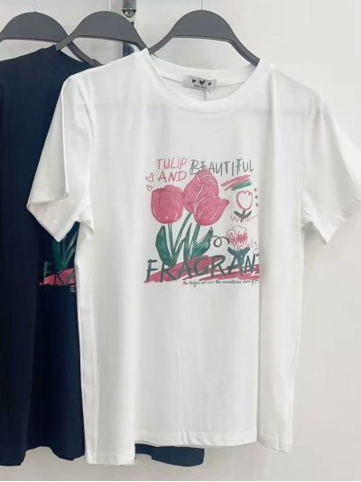 Camiseta estampada tulipanes