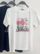 Camiseta com estampa de tulipas