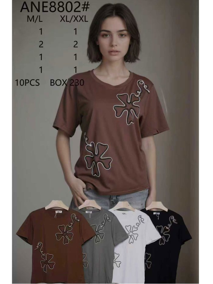 Floral embroidered t-shirt