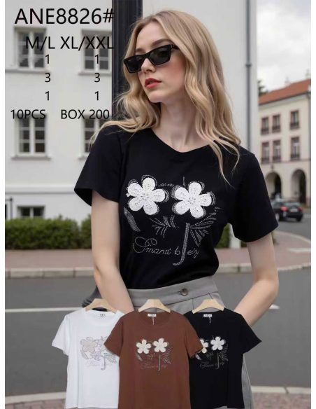T-shirt à fleurs en strass