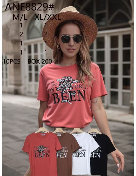 Camiseta estampada rosa y texto