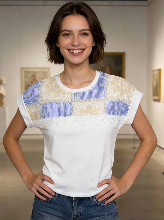 Patchwork lace-yoke t-shirt