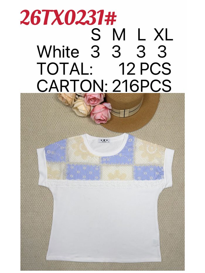 Patchwork lace-yoke t-shirt