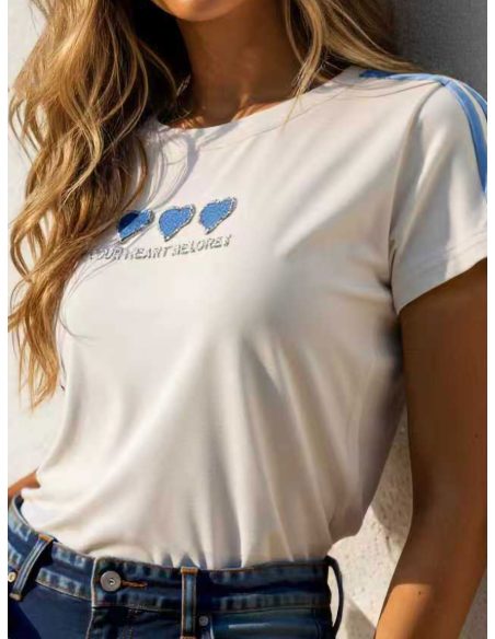 Maglietta con cuori di strass