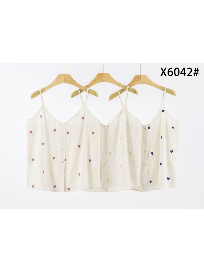 Top de tirantes efecto lino corazones bordados