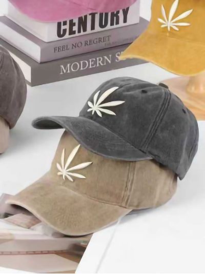 Gorra denim hoja bordada