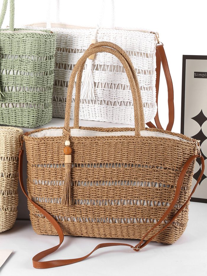 Borsa compatta in rafia con nappa