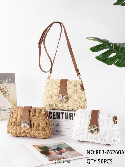 Bolso bandolera de rafia con cierre concha 2