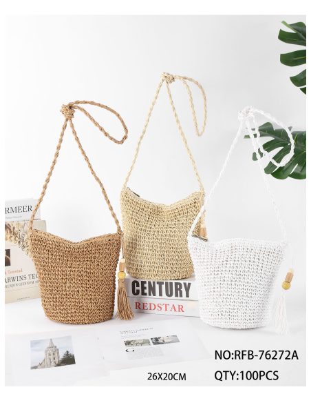 Bolso bandolera de rafia con borla