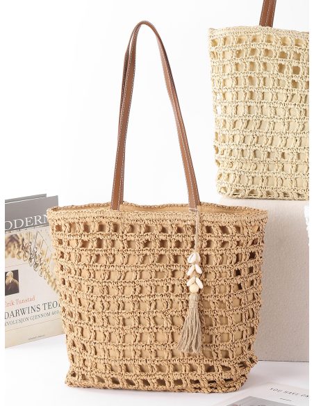 Bolso tote de rafia calada con borla y conchas