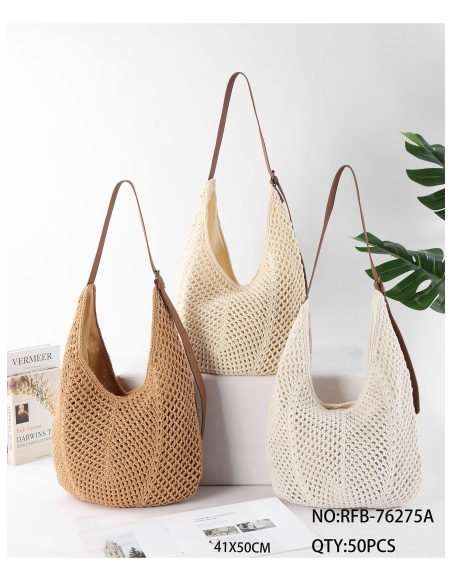 Grande borsa hobo traforata all'uncinetto con manici in similpelle