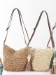 Bolso bandolera de rafia con borla