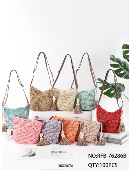 Bolso bandolera de rafia con borla