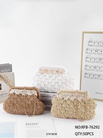 Clutch de rafia con flores y cadena 2