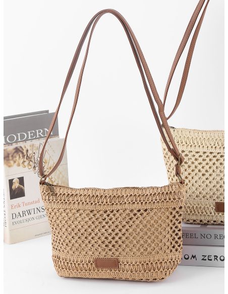 Bolso bandolera calado de rafia