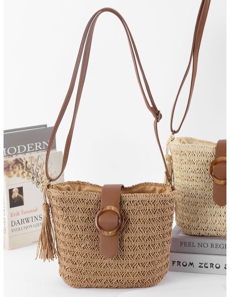 Bolso bandolera de rafia con cierre de aro