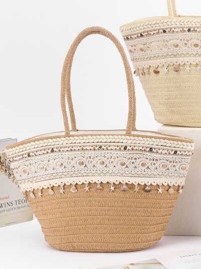 Bolso capazo grande de rafia con encaje y conchas