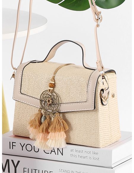 Bolso tote mini rígido de rafia con colgante boho