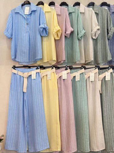 Conjunto rayas: camisa y pantalón con cinturón