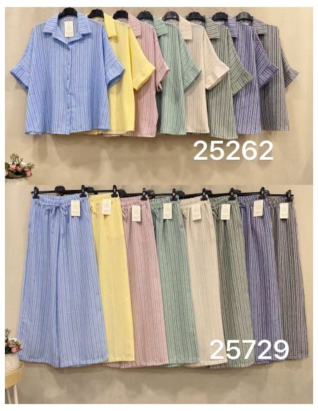 Conjunto rayas: camisa amplia y pantalón