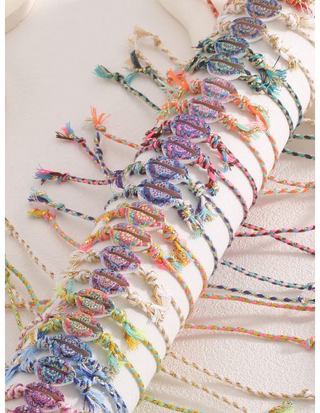 Set of 24 adjustable boho shell bracelets with display stand